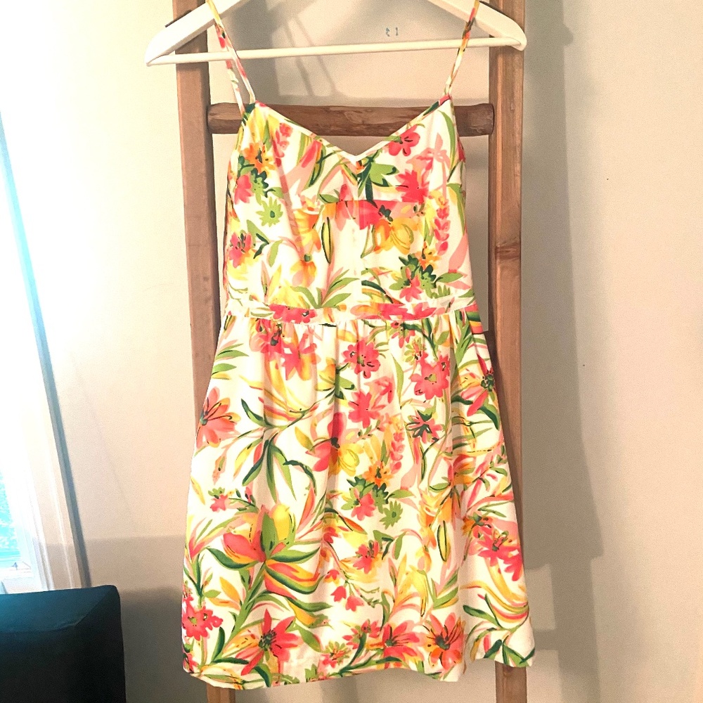 Cute Mini floral dress
